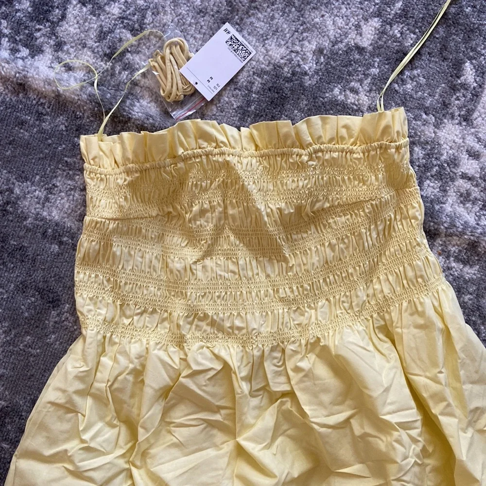 H&M Ruffle Dress - Picture 2 of 7